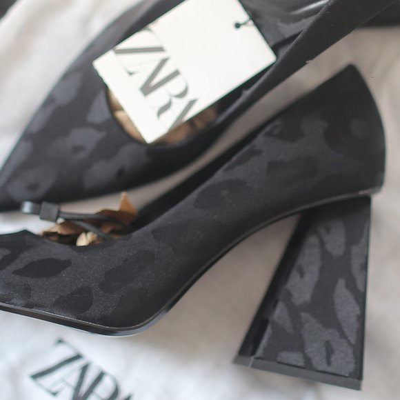Zara Black Patterned Heels - Picture 6 of 6